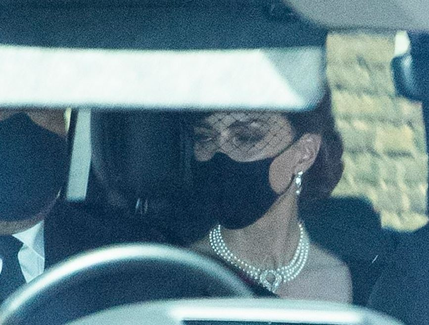 Кейт Мидълтън пристигна с насълзени очи на погребението на принц Филип сн. Инстаграм 