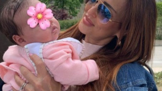 Прелестни! Глория се показа с внучката навръх именния им ден (Вижте как си прекарват на празника - Снимки)