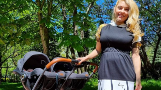 Ева Веселинова издаде имената на близнаците навръх погачата им (Вижте как кръсти рожбите си – Снимки)