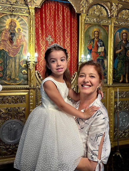 Сашо Кадиев кръсти 6-годишната си дъщеричка (Катя сияе в рокля на принцеса – Снимки)