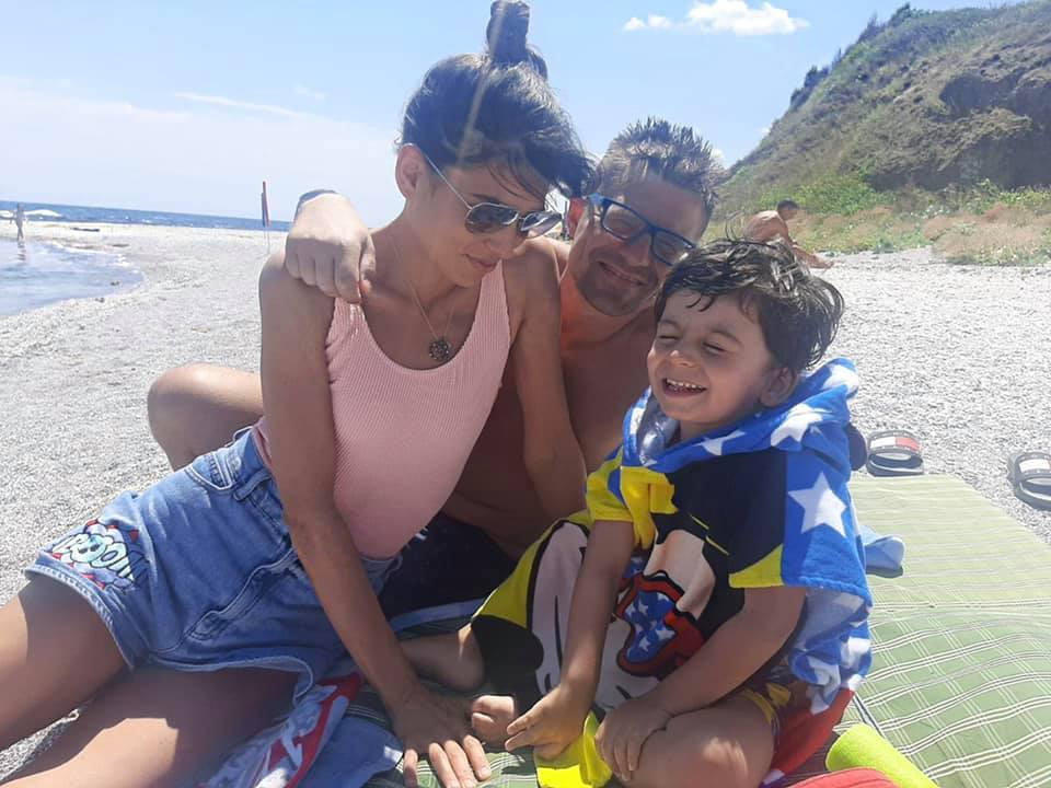 Андрей Арнаудов се радва на лятото и на морския бряг със семейството си