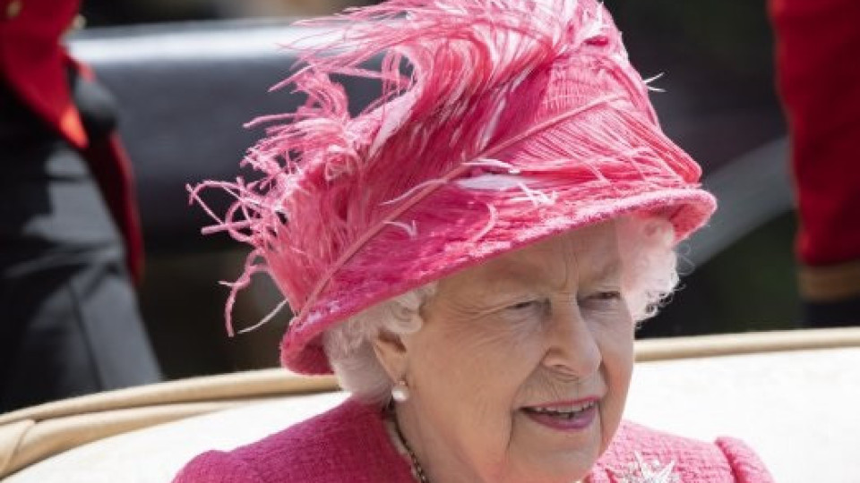 Британският кралски двор разкъсван от нов скандал
