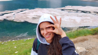 Даяна Ханджиева празнува РД във Фермата (Актрисата се върна в стопанството)