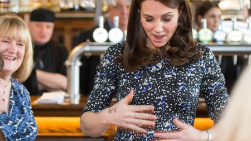 Кейт Мидълтън бременна с 4-то кралско бебе?! (60 дни ни вест, ни кост от херцогинята - Подробности)