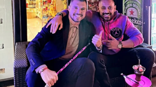 Валери Божинов на кафе с щерката на Ванко 1 (Двойка ли са футболистът и горещата Ивана?)