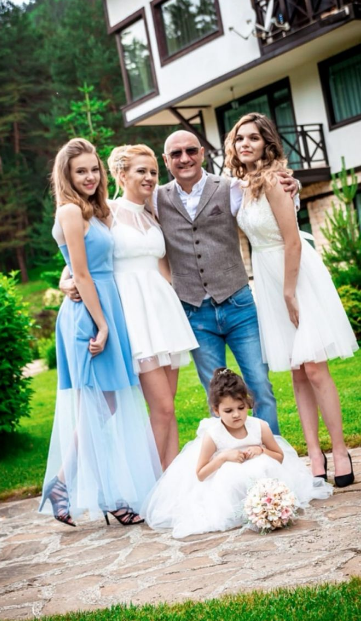 Емо Чолаков се ожени, година  половина след смъртта на жена си (Снимки от семплата церемония) - Снимка 2