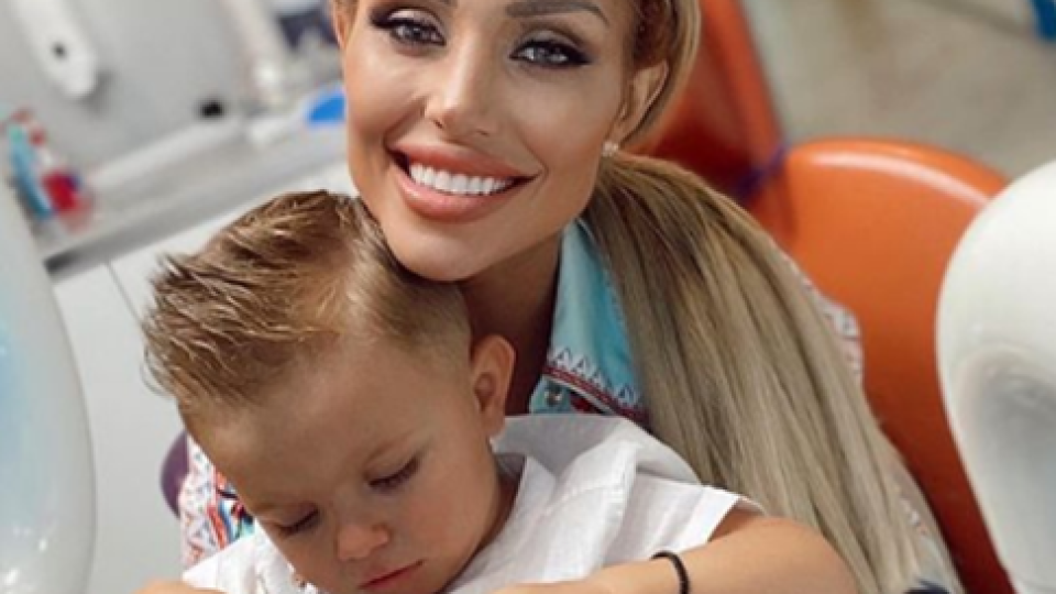 След скандалите! Джулиана Гани най-сетне си гушна детето (Помириха ли се с Илиян – Фото)