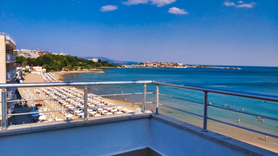 Колко ще ни струва квартира на морето това лято?