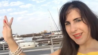 Ще плачете от смях! Вижте песента на Зорница от Ергенът (Джорджано пасти да яде пред нея – Уникално видео)