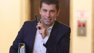 Ето кой е продиктувал на Кирил Петков изгонването на руските дипломати