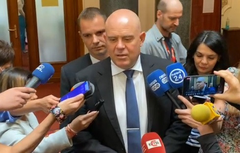 Иван Гешев: Надявам се тази форма на спешност да не говори за липса на усещане за държавност!