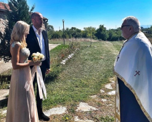 Ексклузивно! Мария Игнатова се омъжи за Ивайло Нойзи навръх РД (Снимки от скромната сватба) - Снимка 2