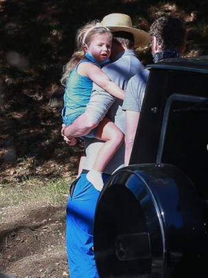 Брадли Купър е баща-мечта! (Вижте как се забавляват с Леа в Малибу – Снимки) - Снимка 3