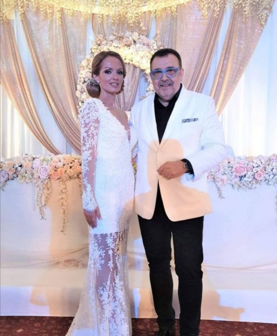Илияна Йотова ожени сина си на тежка сватба за 100 бона (Снимки от пищния празник)