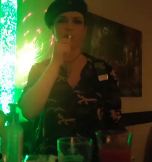 Жени и Тачо тормозят съседите с пиянски запои всяка нощ (Вижте защо не ги искат в блока - Видео)