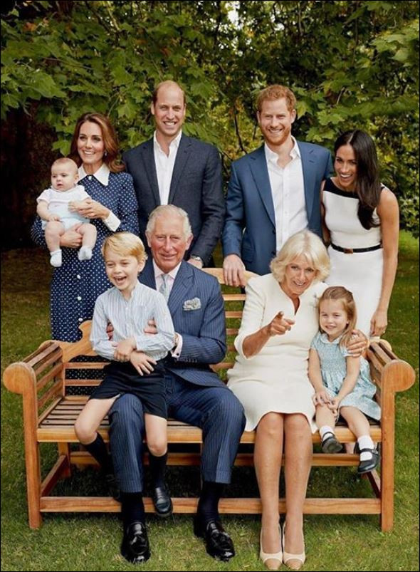 Принц Чарлз помири семейството за ЧРД снимки Инстаграм 