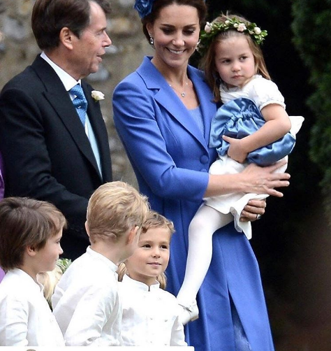 Принц Джордж и Шарлот приковаха погледите на сватба (Вижте ги като шафери - Сладурски снимки) - Снимка 2