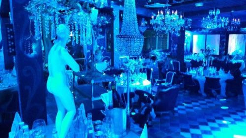 Ветко Арабаджиев пръснал 1 млн. евро за юбилея си в Сен Тропе (Уникални снимки от празника) - Снимка 3