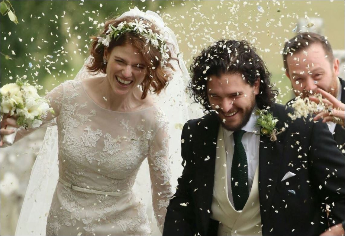 И Джон Сноу от "Игра на тронове" се ожени снимки: Twitter
