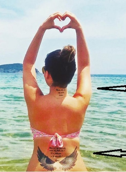 Симона Загорова остана по... татуировки (Певицата показа супер тяло на плажа)