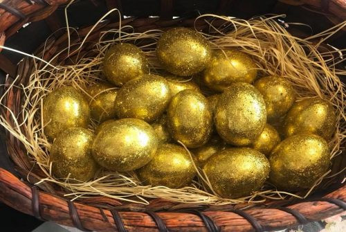 Илиана Раева шашна с яйца-шедьоври за Великден (Вижте творенията на звездите)