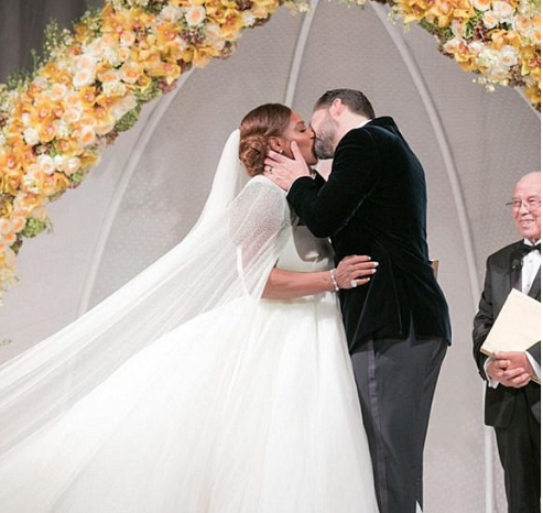 Серина Уилямс се омъжи като принцеса (Нови снимки от сватбата на сезона) - Снимка 2