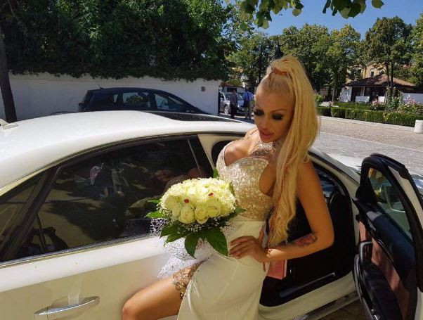 Джулиана Гани се омъжи в супер кич (Снимки от сватбата й) - Снимка 2