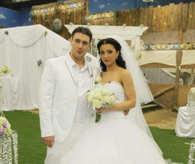 Емануела и Никола се венчаха публично