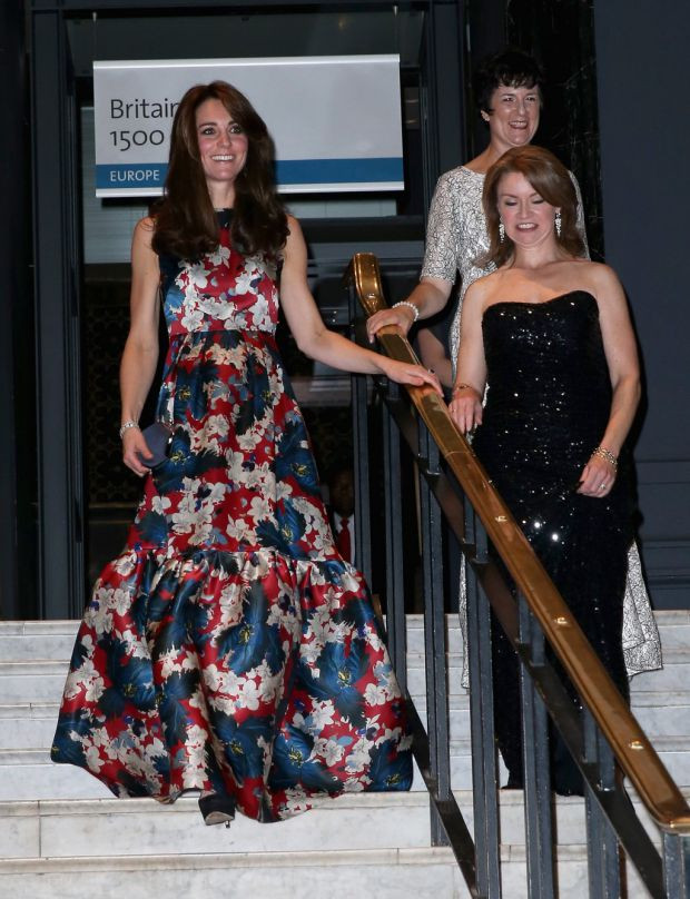 Кейт Мидълтън със странната рокля