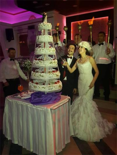 Елиз Местан с втора сватба в Истанбул