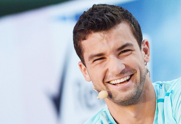 Григор Димитров нахъса с усмивка и мъдри съвети млади таланти в тениса 