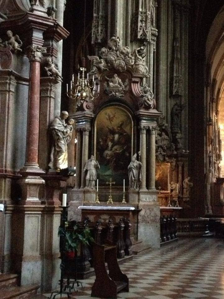ДесиСлава е посетила тази катедрала във Виена