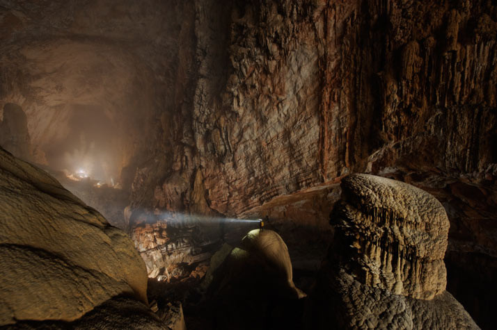 В най-голямата пещера в света човек се чувства като мравка 