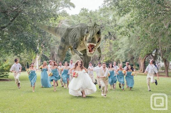 Младоженците, бягащи от динозавър, взривиха нета