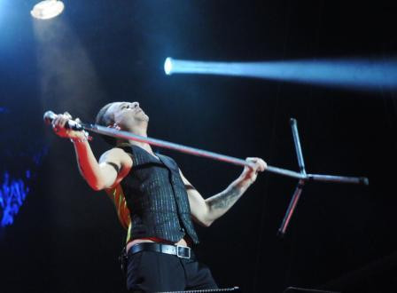 "Depeche Mode" взривиха българските си фенове