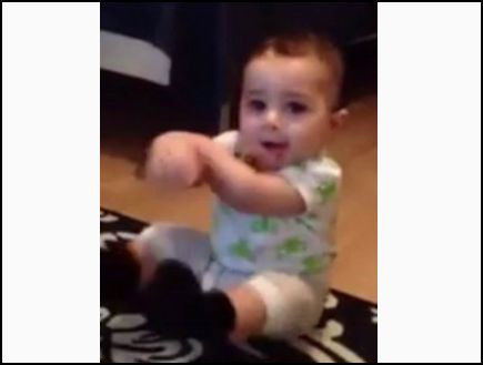 Танцуващо Gangnam Style бебе е хит в мрежата