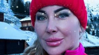 Антония Петрова накрая ще гръмне от дебелина и хвалби (Миската лъсна като руска тьотка – Снимки)