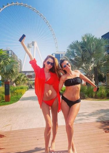 Ивайла Бакалова се показа по бански от Дубай (Захапаха я че е анорексичка – Снимки) - Снимка 2