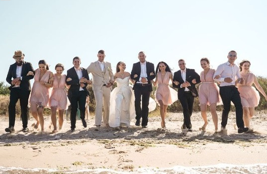 Вижте изисканата морска сватба на Викси и Жоро от „Един за друг“