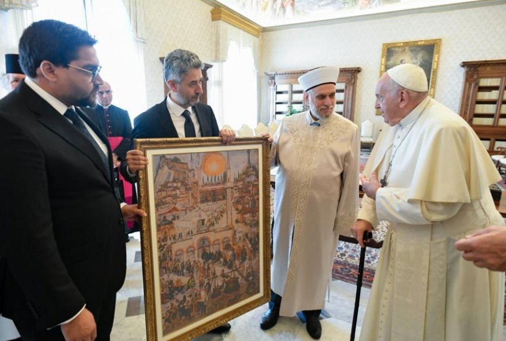 Папа Франциск прие във Ватикана главния мюфтия, начело на българска делегация (снимки/видео)