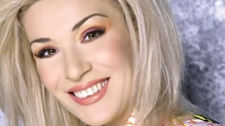 Яка резачка: Гала уволни половината си екип