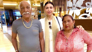 Ексклузивно в kliuki.net! Софи Маринова изгуби най-близкия си човек. Баща й си отиде от невярна болест!