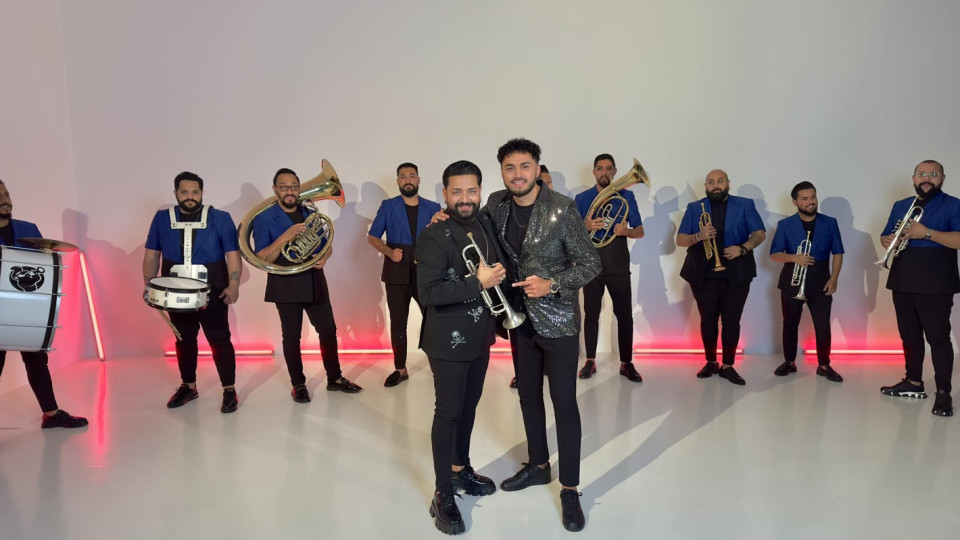 Sinan в международна колаборация с неповторимите Dzambo Agusevi Orchestra