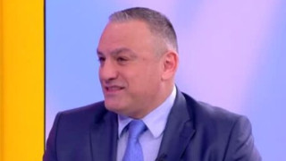 Юксел Кадриев се ошишка здраво