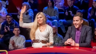 Ернестина Шинова изкука в „Кой да знае” (Жената на Слабаков  не спря да плещи глупости цял час - Снимки)
