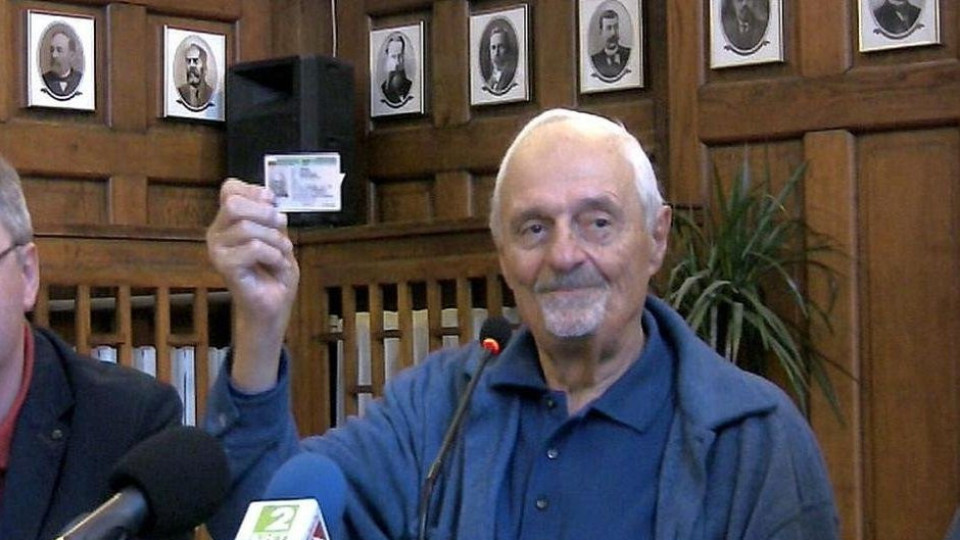 Тед Кочев стана българин преди да умре, за да си запази милионите
