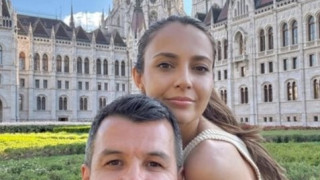 Бесте Сабри и Айкут на романтична ваканция в Будапеща