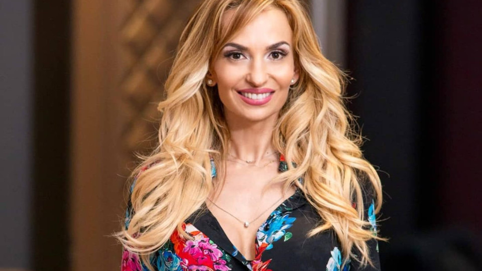 Малина шокира с визията си на първия учебен ден на внучката