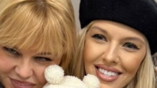 Майката на Натали Трифонова се показа с 4-месечния внук (Вижте Ванина как гушка Арън  - Снимки)