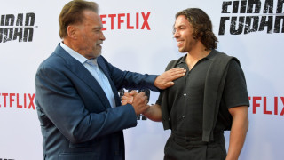 Извънбрачният син на Арнолд Шварценегер тръгна по неговите стъпки